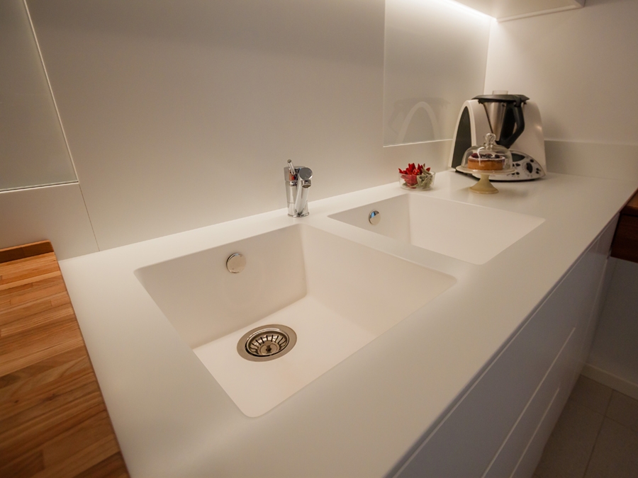 lavandino Corian cucina essenziale