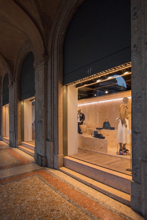 Tiziana Fausti shop windows OSB