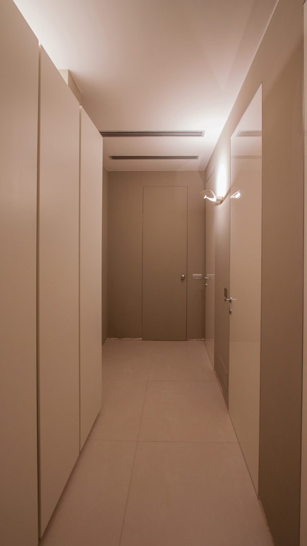 apartment reflections opacity_hallway 02 apartment reflections opacity_hallway 02