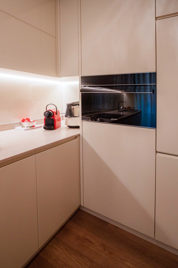 cream colored kitchen corner removable basket internal drawers