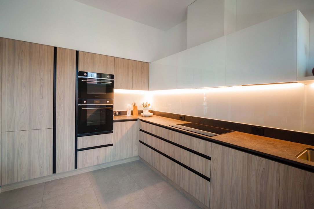 kitchen laminate wood effect white wall units service columns