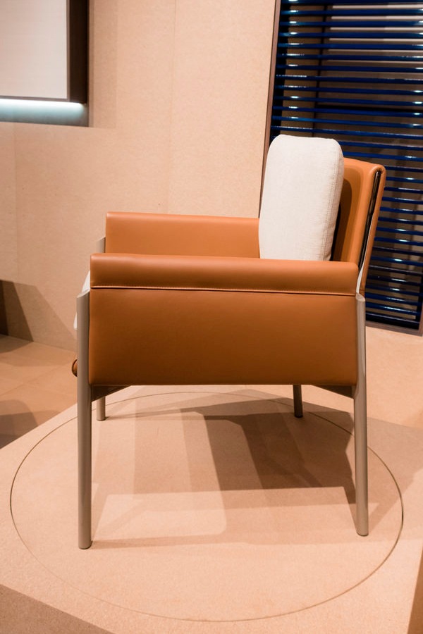 Turri Supersalone 2021 leather armchair
