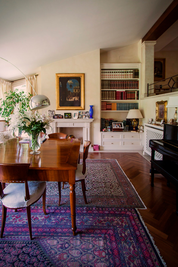 classic style living room wood table