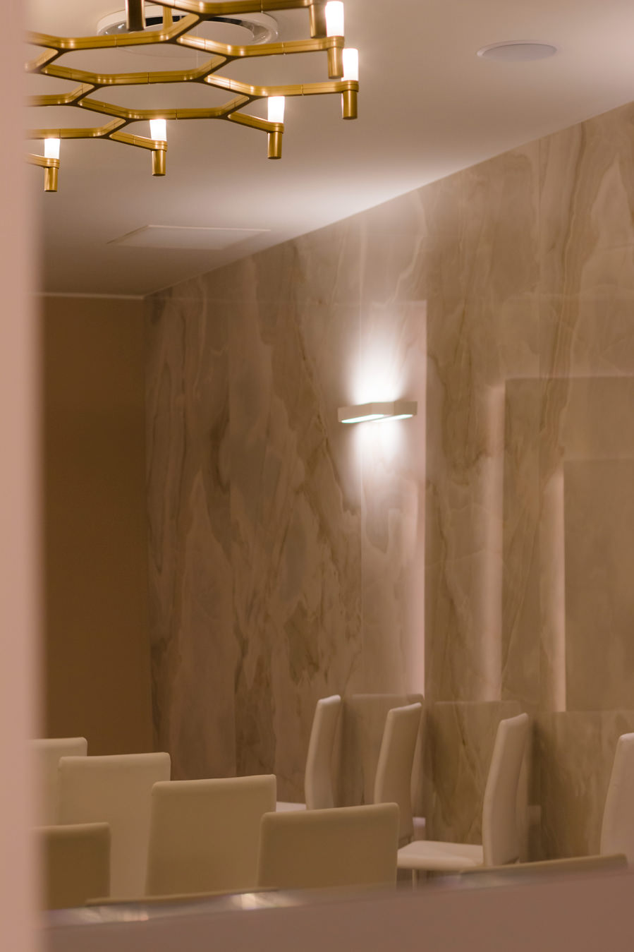 illuminazione parete soffitto