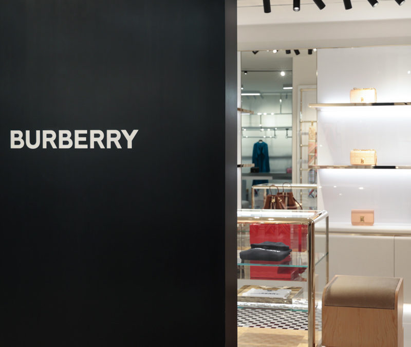 UN NUOVO CORNER PER BURBERRY