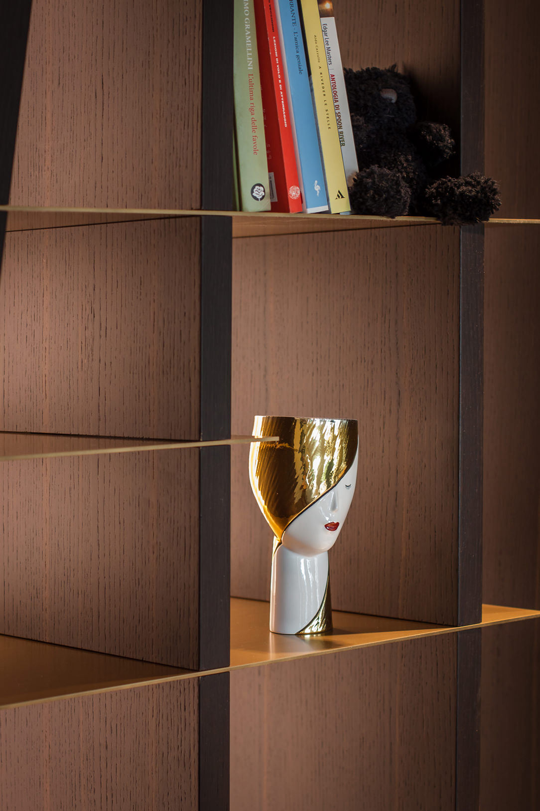  heat-treated oak veneer detail bookcase