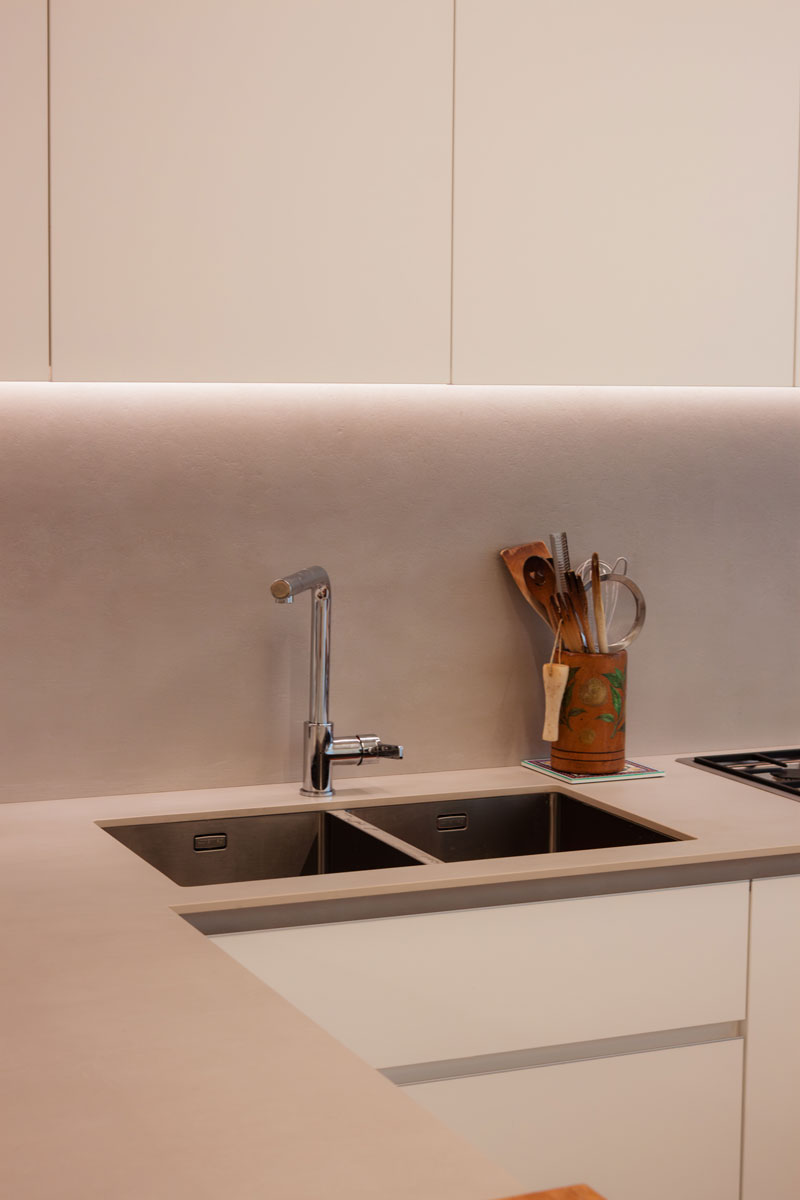 Piano-cucina-Atlasplan-grigio-caldo-01 Piano-cucina-Atlasplan-grigio-caldo-01