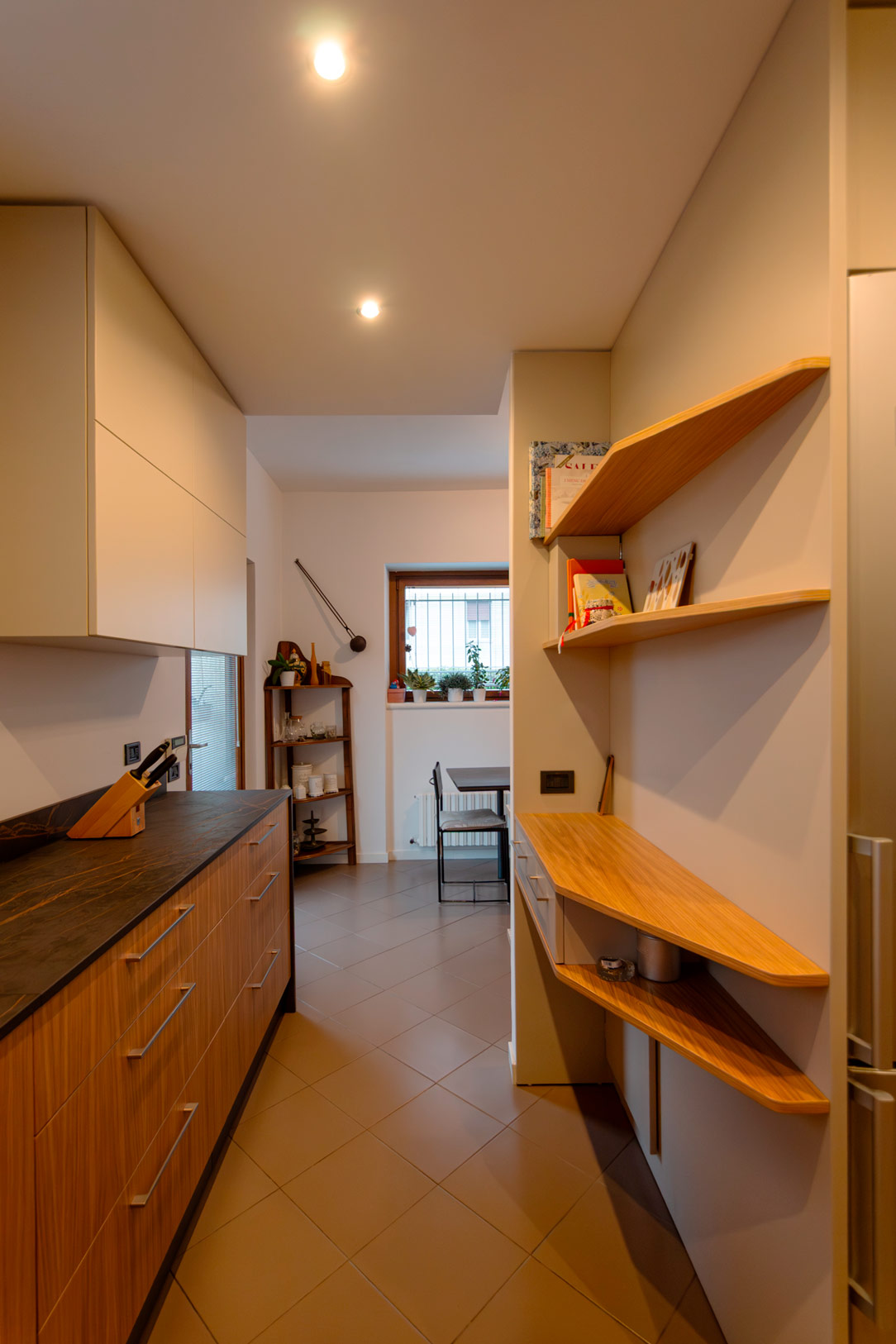 shelves, oak kitchen shelves, oak kitchen